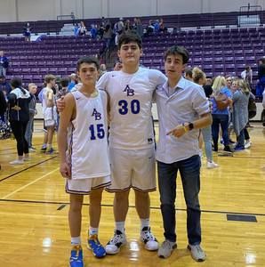 Meet your Posher, Eric